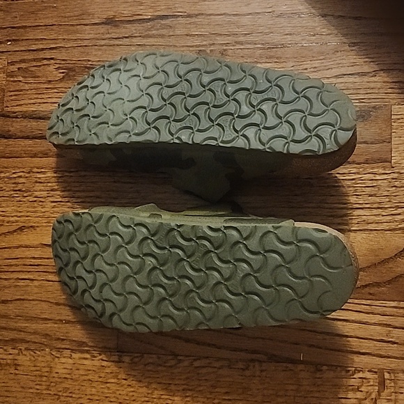 Birkenstocks - Picture 4 of 4